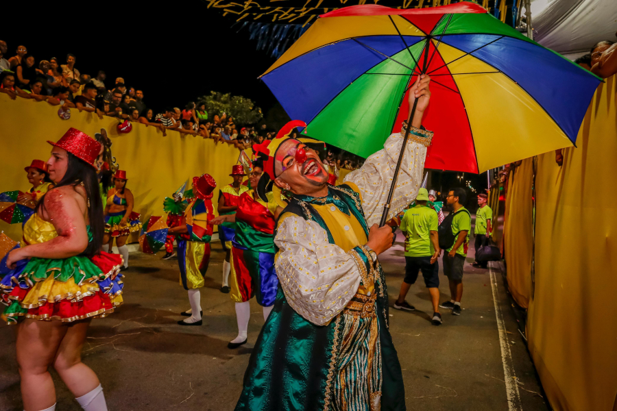 Desfiles de escolas de samba e outras atrações no Carnaval Tradição de João Pessoa