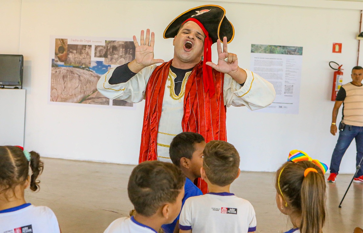 “Estação Folia” começa programação lúdica e educativa de Carnaval