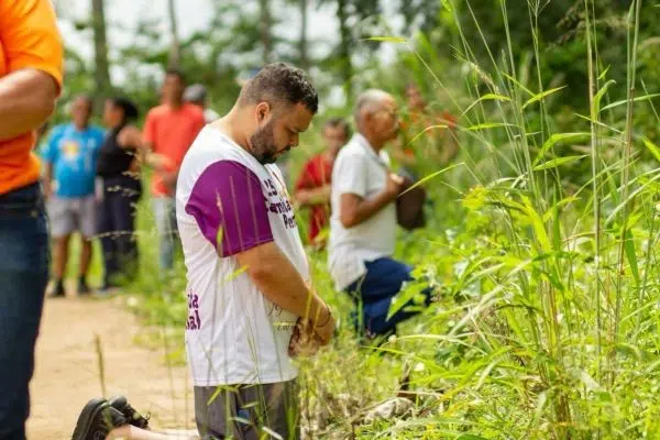 Caminhada Penitencial reúne milhares de fiéis em Campina Grande caminhadac