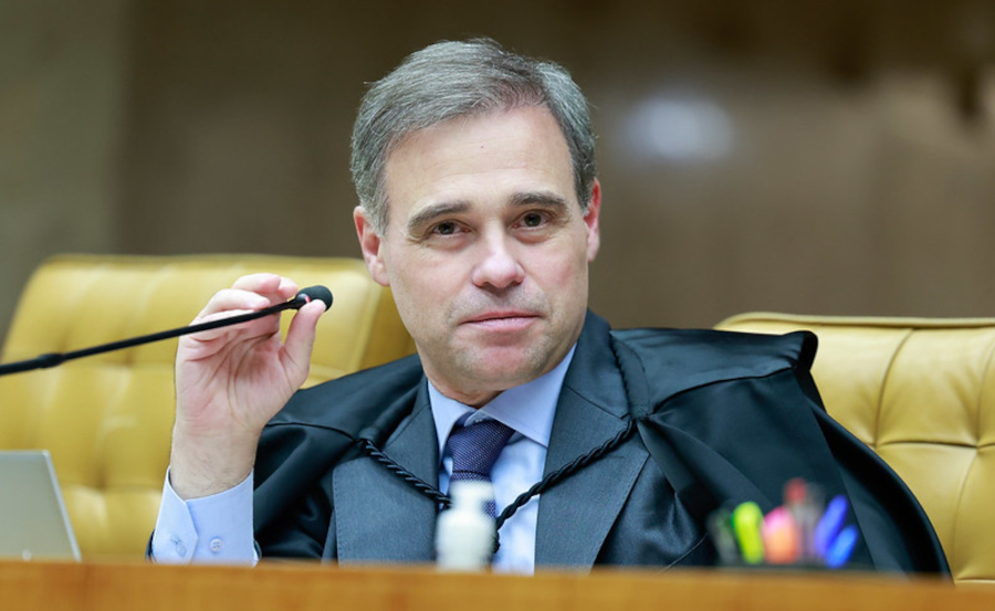 Mendonça diz que gabinete não conseguiu acessar conteúdo de celular de Vorcaro