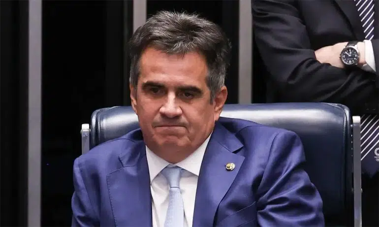 Lula chama presidente nacional do PP de "vira-lata" ciro nogueira