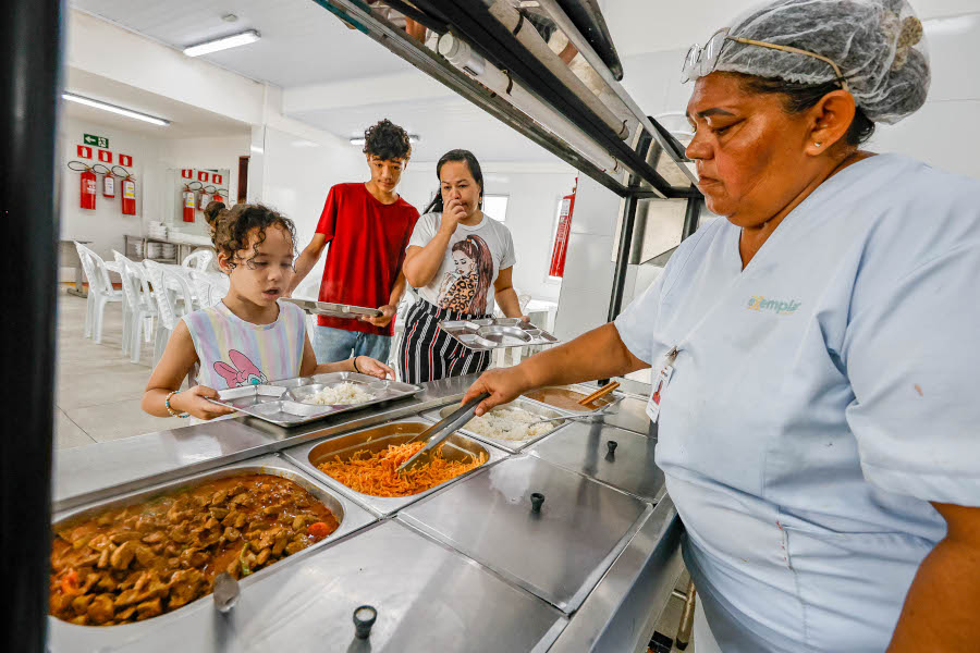 Dia Mundial da Segurança Alimentar destaca rede de proteção mantida em ...