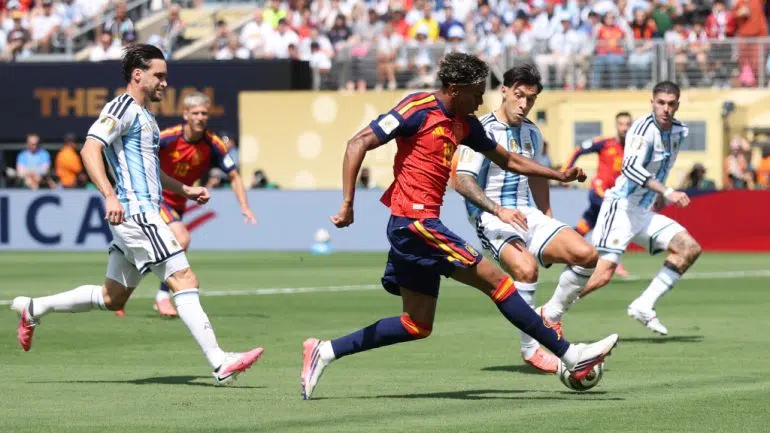 Espanha destrona Argentina de Messi e é bicampeã do mundo argentina x espanha copa