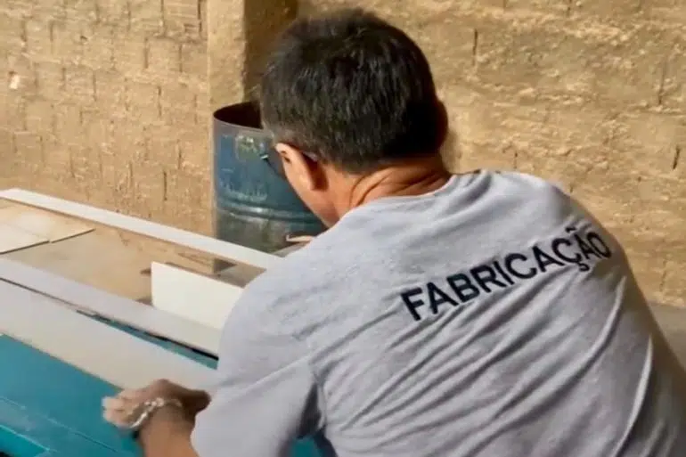 Pai e filho unem gerações para transformar marcenaria de 30 anos, em Campina Grande Casa Nova producao