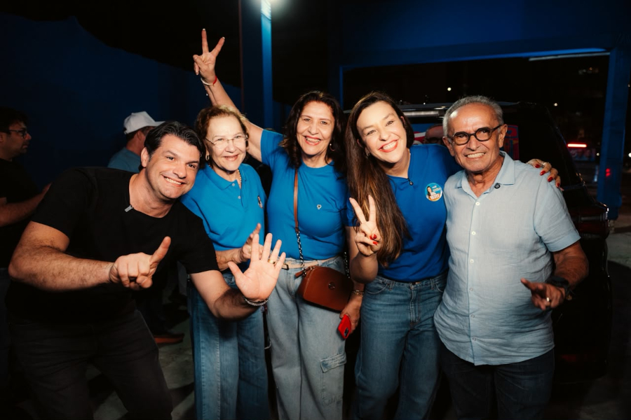 Cícero inicia oficialmente campanha com adesivagem em João Pessoa