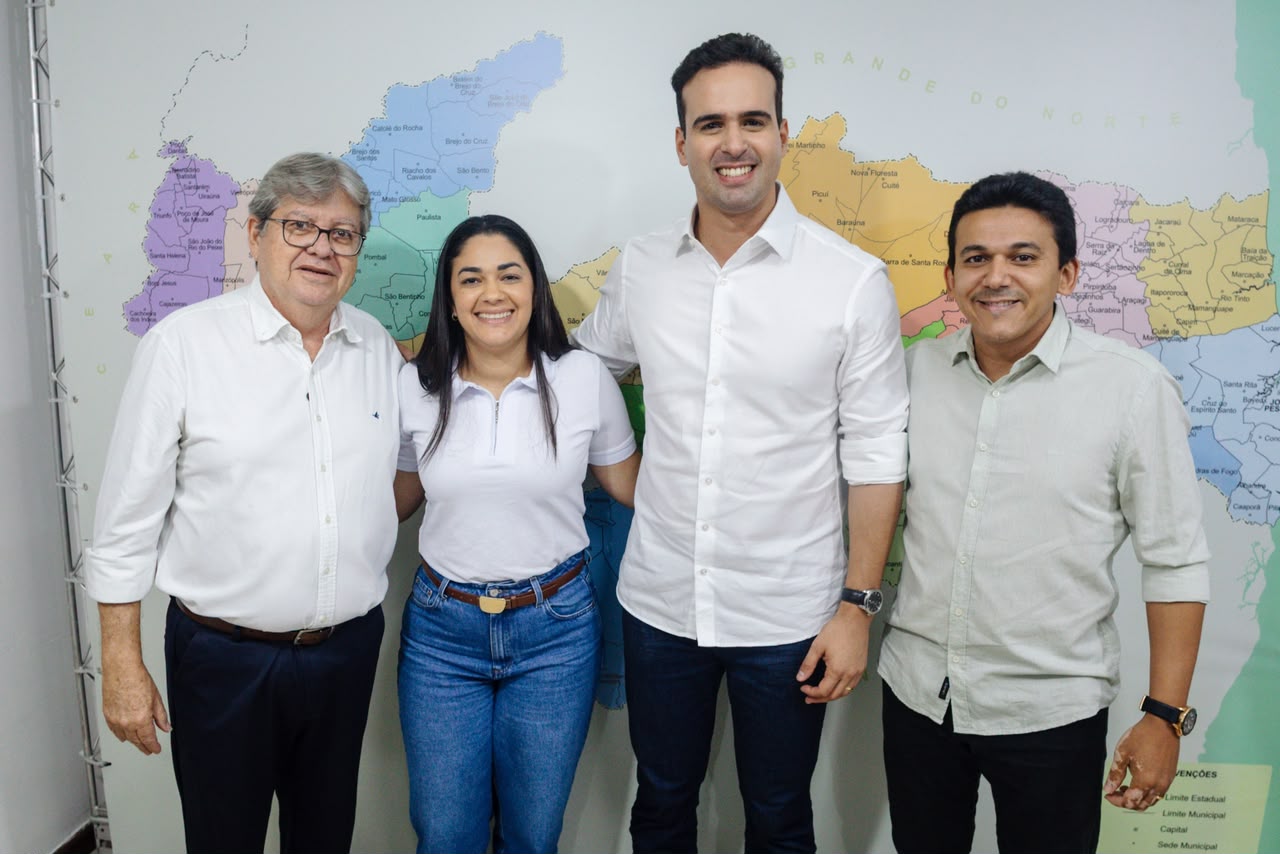 Prefeito de Santa Rita confirma apoio a Lucas Ribeiro