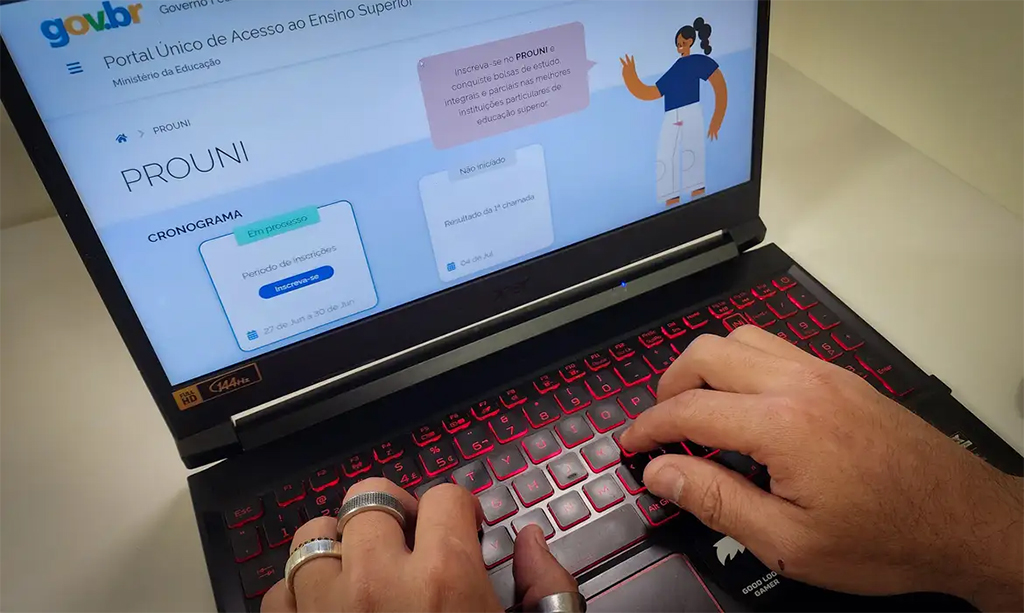 Prouni: último dia para estudante comprovar informações de inscrição