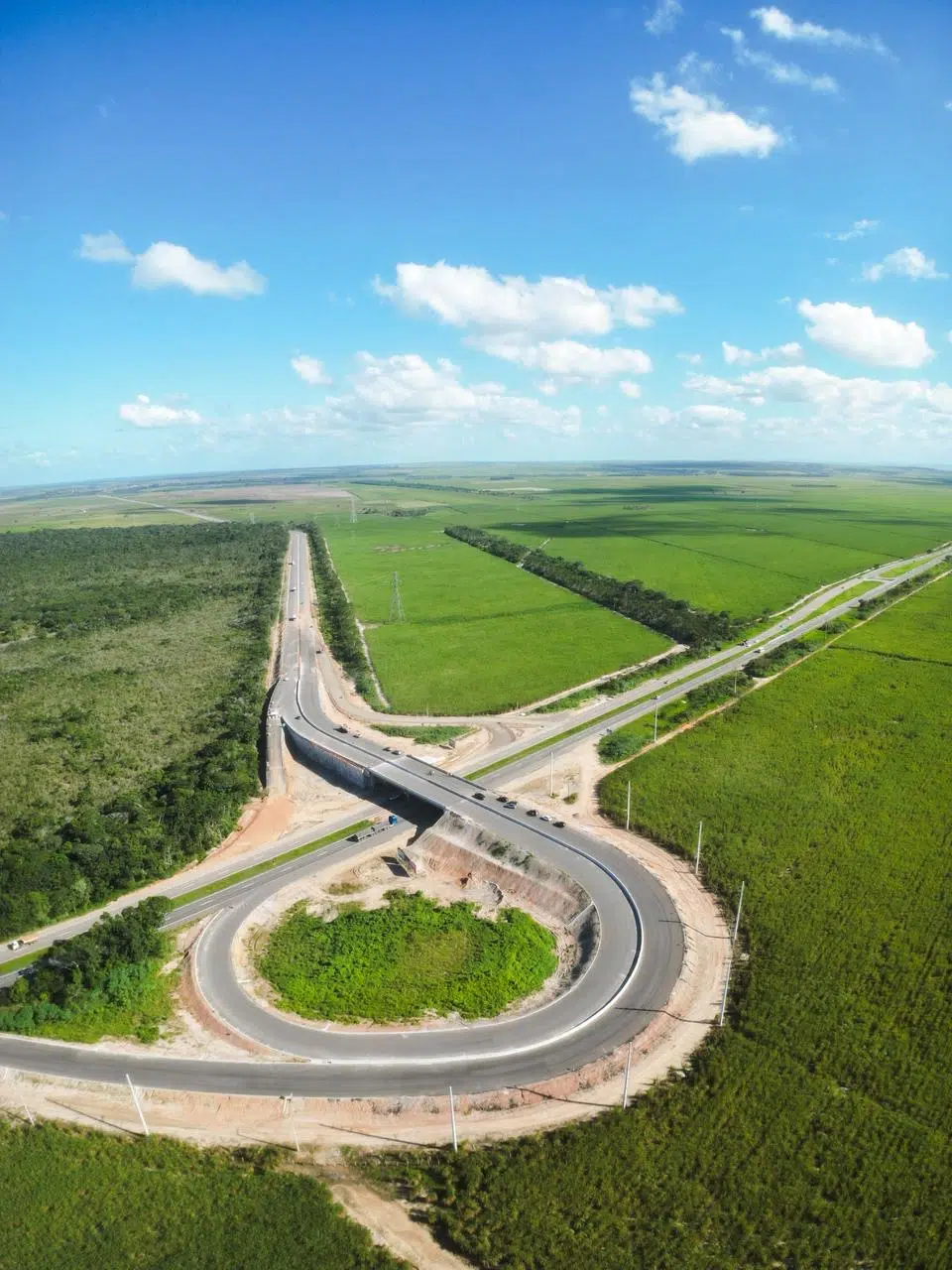 Viaduto homenageia empresário José Carlos da Silva Júnior 1c227cd4 b7c7 4413 9bae 31ed77ad7c6d