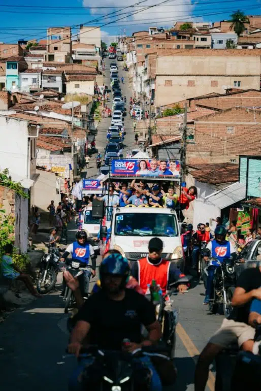 Cícero Lucena e aliados comandam carreata em Campina Grande carreata cicero1