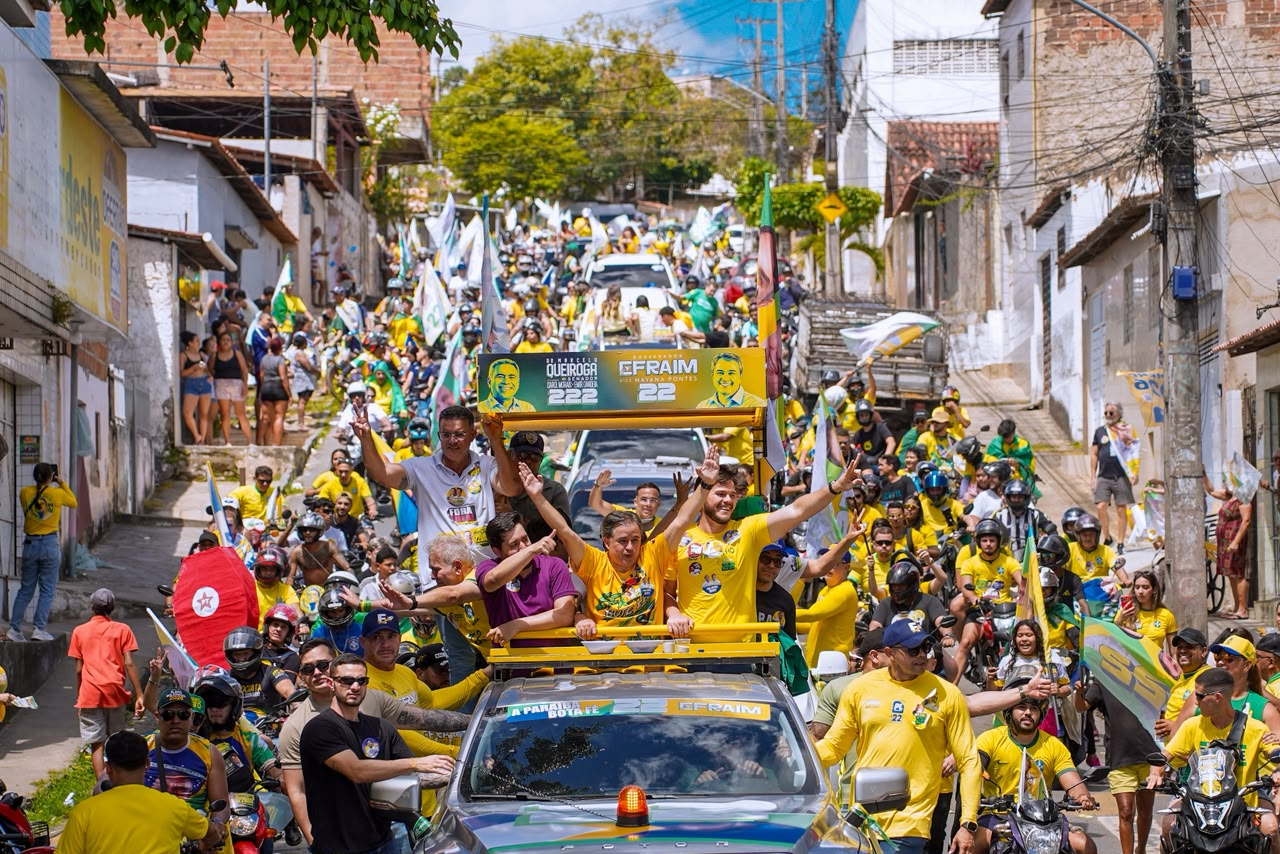 Efraim Filho agradece ao prefeito Bruno pelo sucesso da carreata