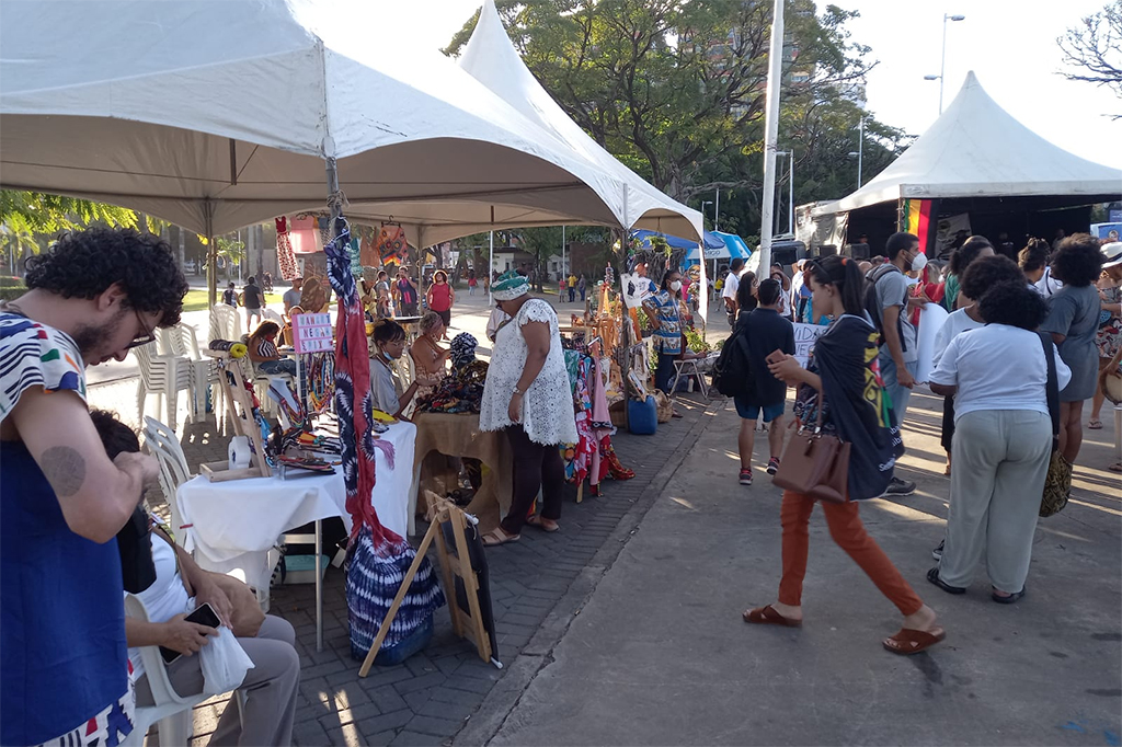 Feira de Artistas Pretas e Pretos ocupa espaço em João Pessoa a partir deste sábado
