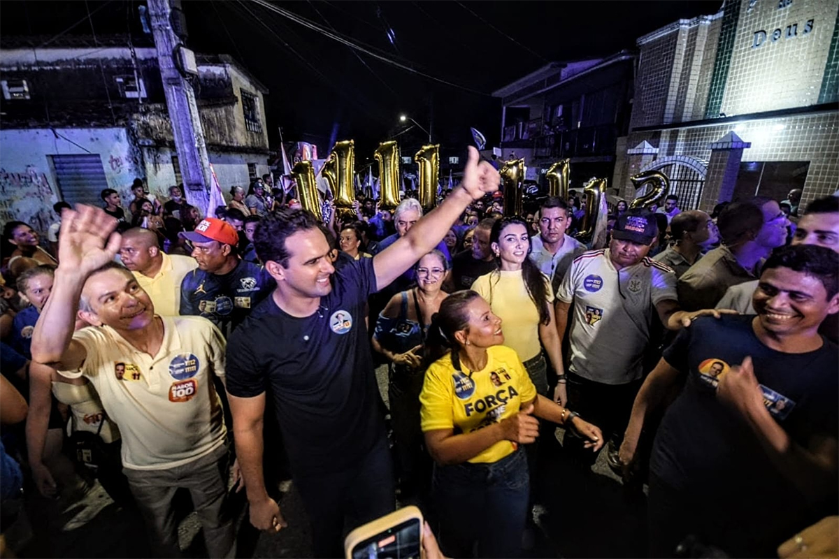 Lucas Ribeiro lidera caminhada em Santa Rita na reta final da campanha